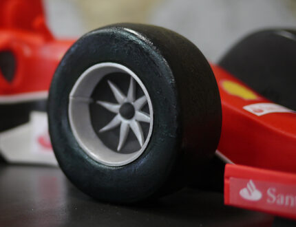 F1 car cake