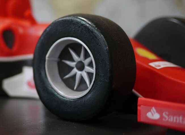 F1 car cake