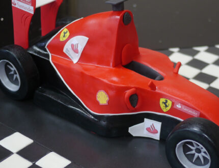 F1 car cake