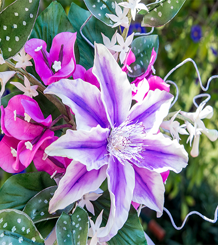 Clematis wedding cake