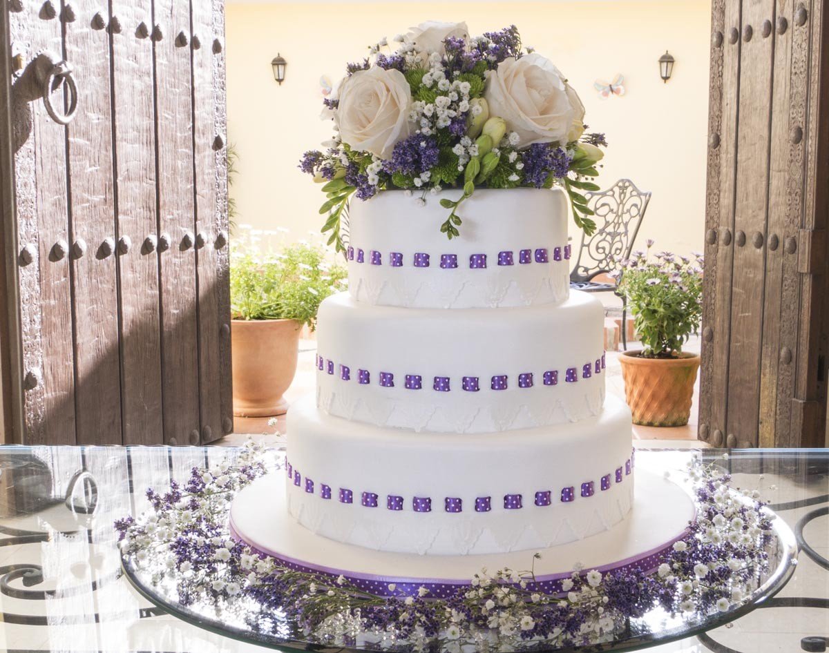 Ribbon Insertion Wedding Cake CakeFlix