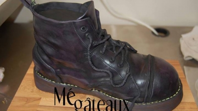 Mé-Latune-DocMartens-boot-cake-400x225