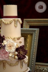 baroque-love-wedding-cake-Mericakes-151-187x280