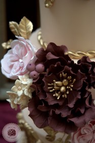 baroque-love-wedding-cake-Mericakes-20-187x280