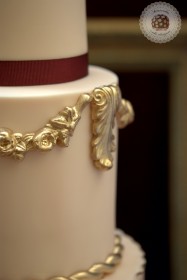 baroque-love-wedding-cake-Mericakes-9-187x280