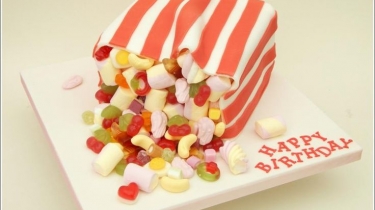 food inspired cake - sweeties