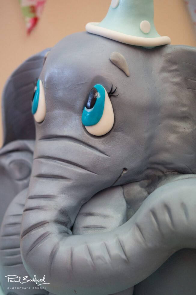 Baby Elephant cake decorating tutorial