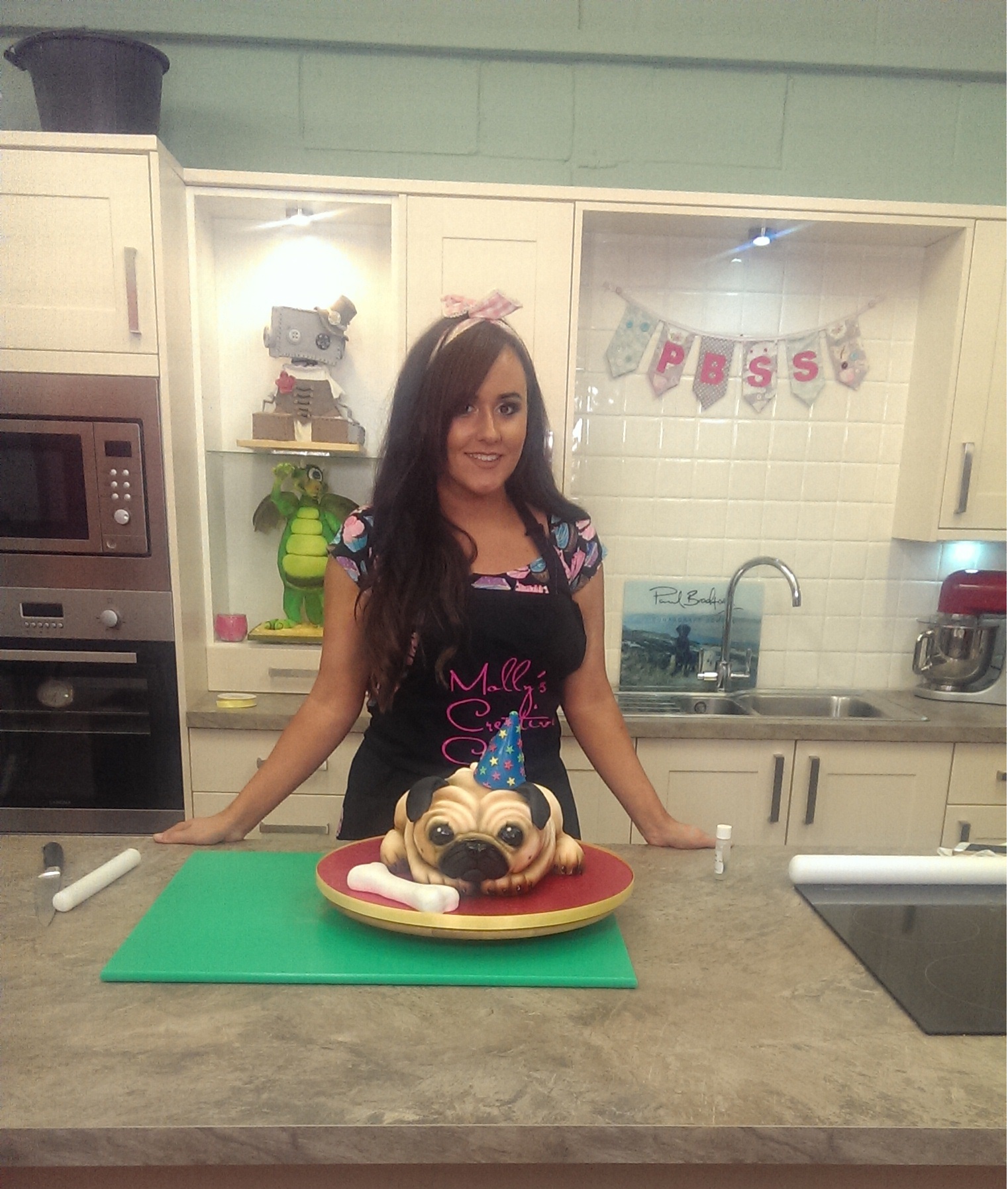 molly robbins pug cake