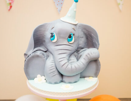Baby Elephant cake decorating tutorial