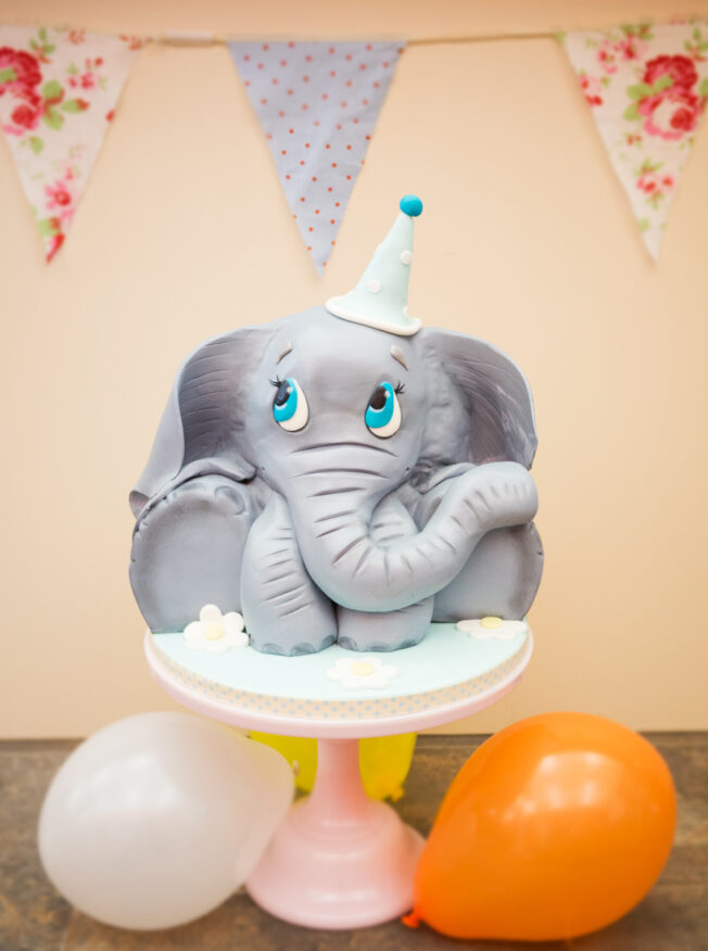 Baby Elephant cake decorating tutorial