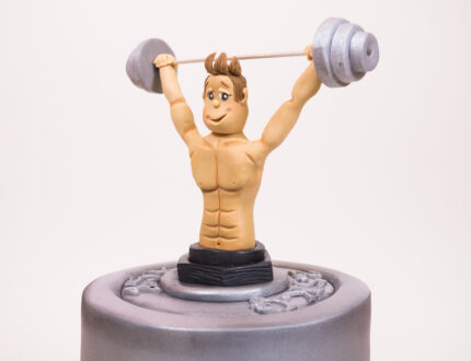 Weightlifting cake tutorial on CakeFlix