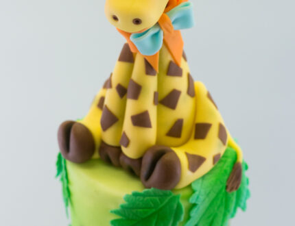 Close up of giraffe on cake