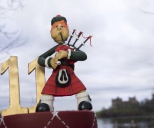 11 pipers