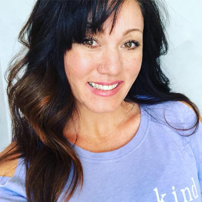 Brenda Walton Cake Tutor on CakeFlix