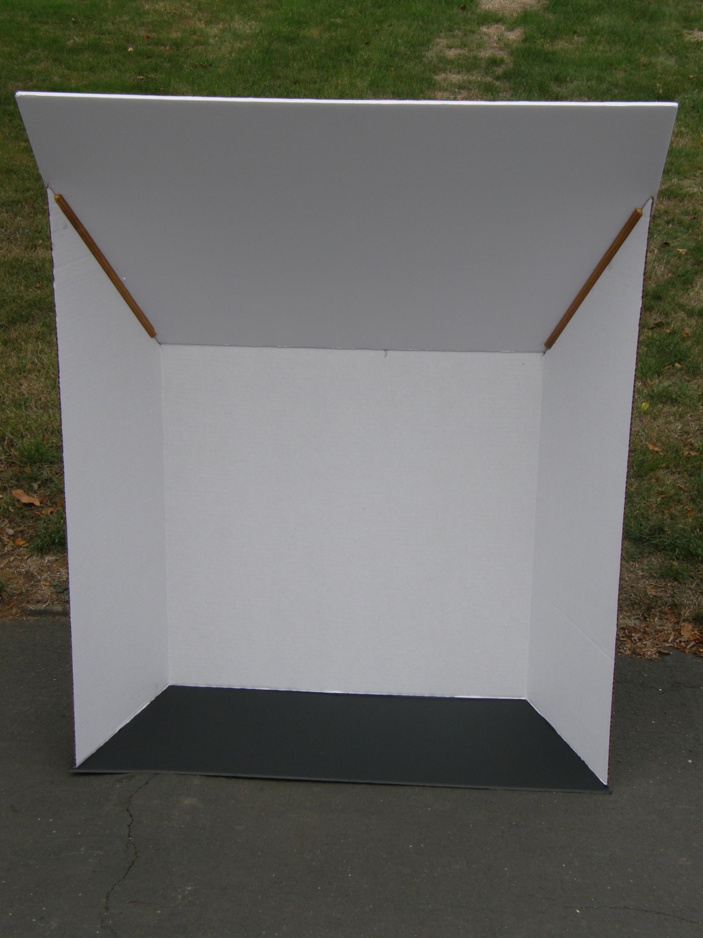 D.PhotoBoothfrontview CakeFlix