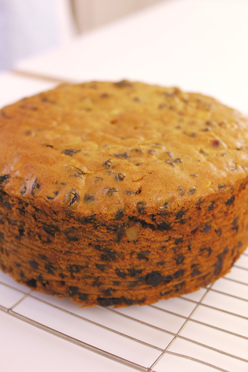 storing fruit cake cakeflix