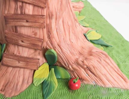 Learn how to make a treehouse cake