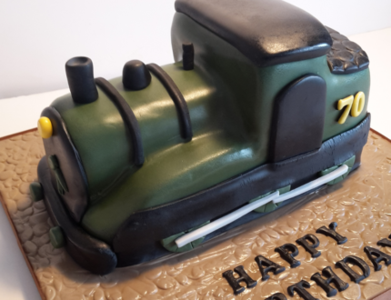 train cake