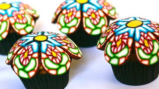 rangoli cupcakes - colourful cupcake tutorials