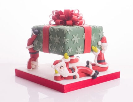 santa christmas cake tutorial - traditional christmas cake with a twist