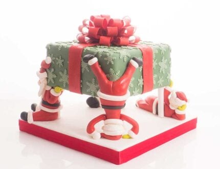 santa christmas cake tutorial - traditional christmas cake with a twist