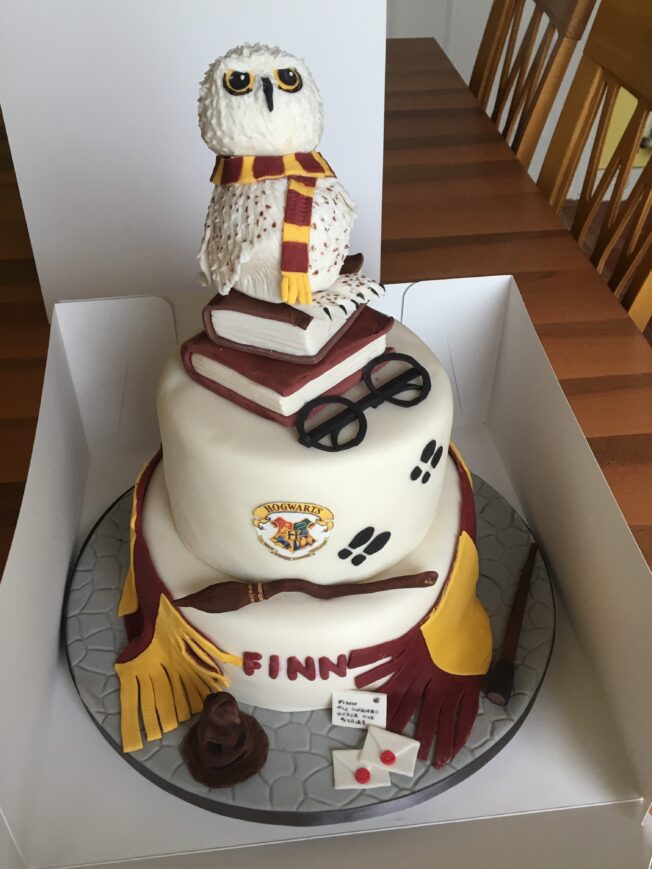 harry potter cake