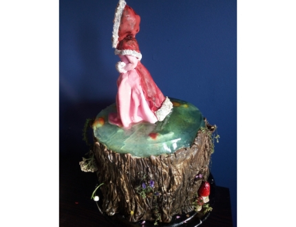 little red riding hood cake