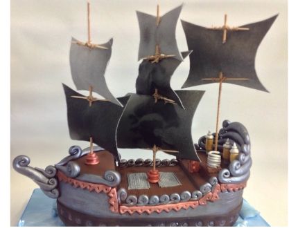 pirate ship cake