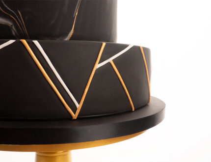 Black n Gold Wedding Cake