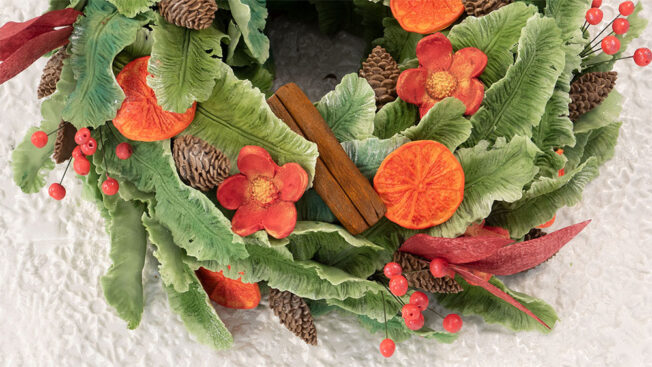 Christmas wreath close up 1