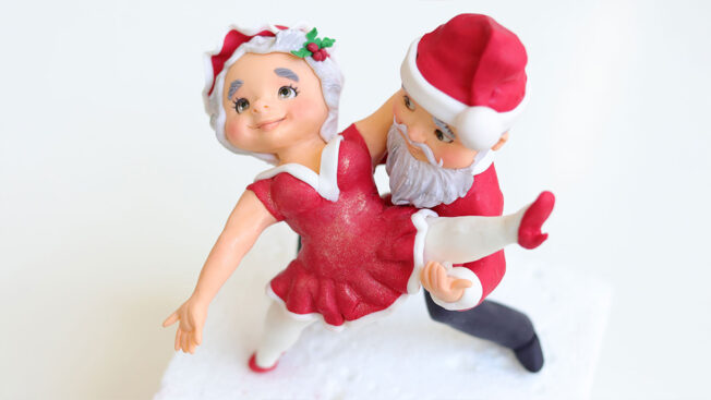 cha cha cha Christmas figures top shot