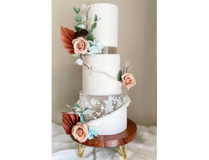 Contemporary rustics wedding cake full