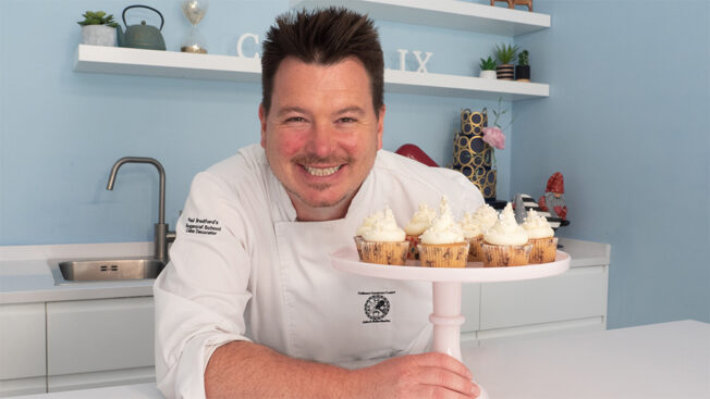 Cupcakes with Paul