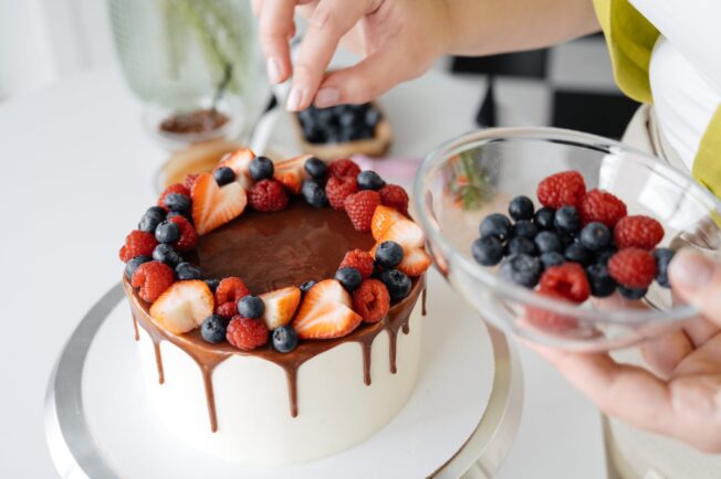 Fruit drip cake