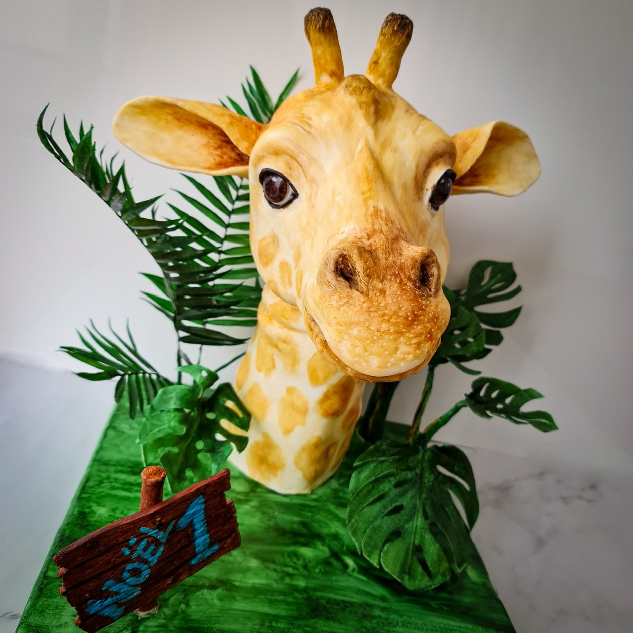 Monique Weernink - Baby Giraffe Bust - April 2022