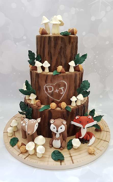 Woodland wedding cake highlights