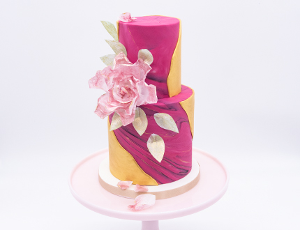 Marbled wedding cake feature