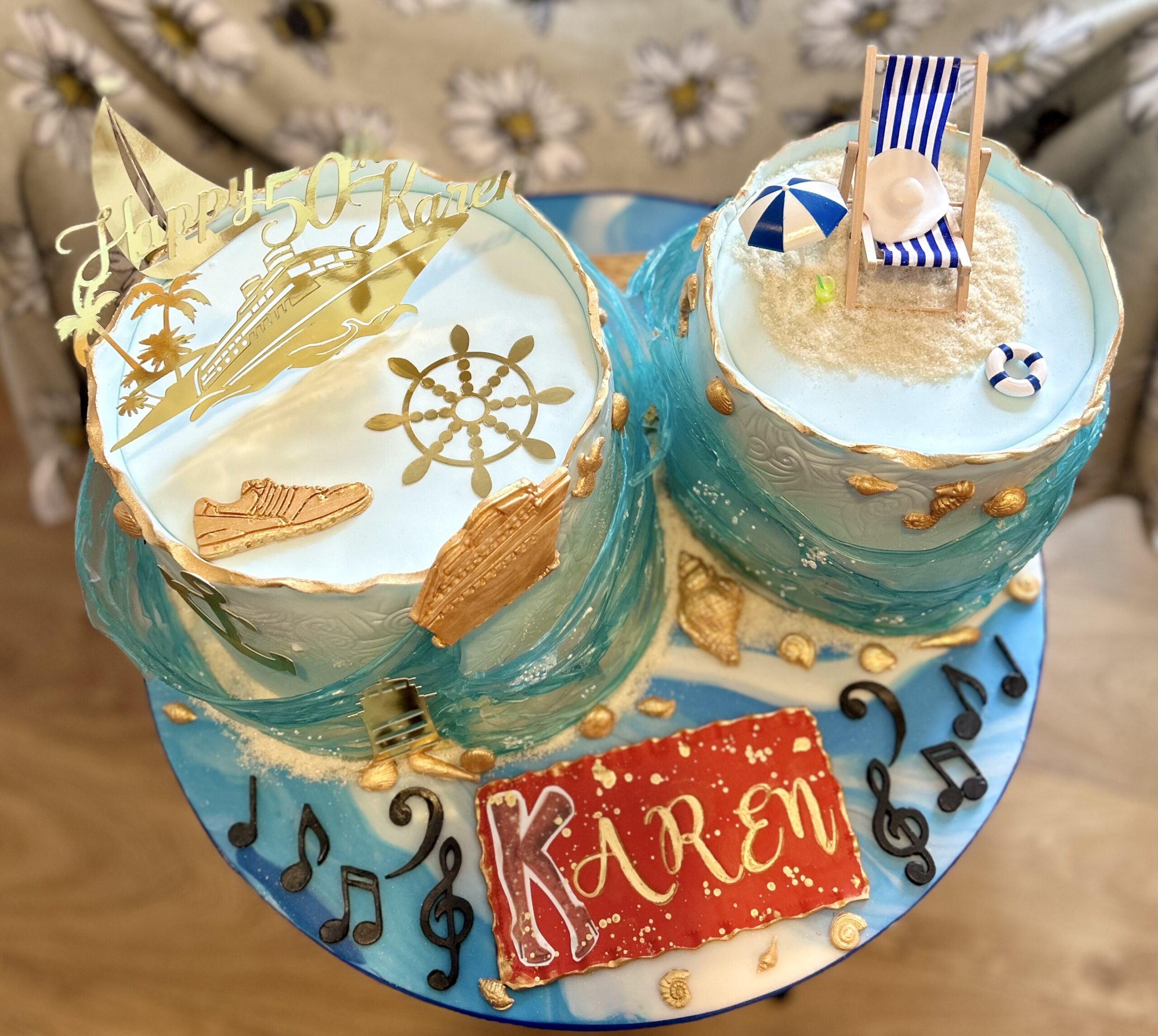 Angie Basterfield - Golden Beach Wedding Cake - May 2023