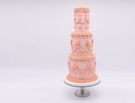 Mock English Style Overpiping Wedding Cake