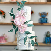 No sugarpaste - Couture wedding cake