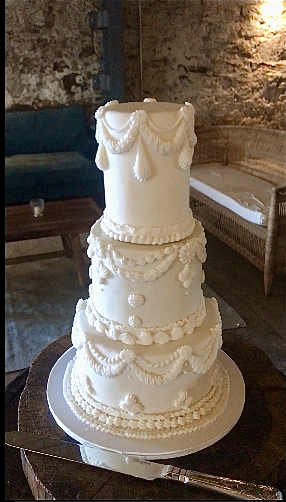 Sandra’s Cakes  - Mock English Style Overpiping Wedding Cake - January 2024