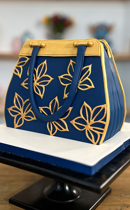Gold Leaf Handbag cake tutorial