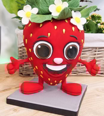 Mrs Strawberry Cake tutorial