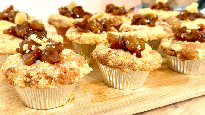 Festive Cinnamon Apple Cupcakes
