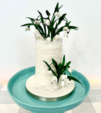 Sugar Snowdrops wedding cake
