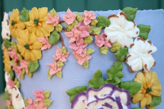 Spring Wreath Buttercream Flowers