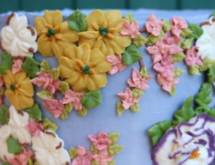Spring Wreath Buttercream Flowers