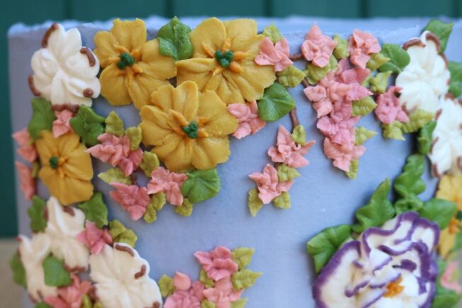 Spring Wreath Buttercream Flowers