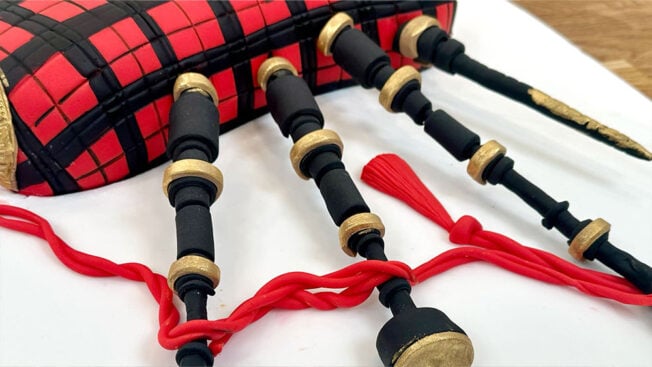 Scottish Bagpipes cake tutorial