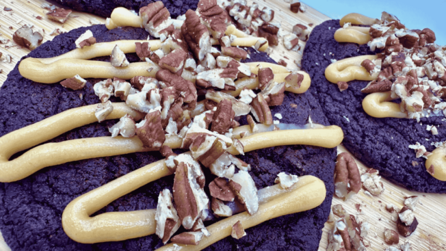 Chocolate Turtle Cookies Tutorial